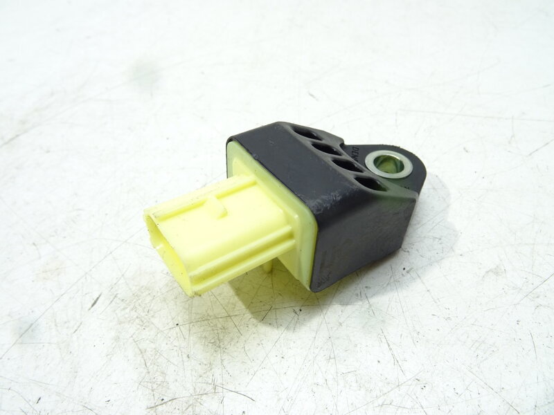 Čidlo nárazu Lexus RC (_C1_) 2014 - 2022 89831-12040