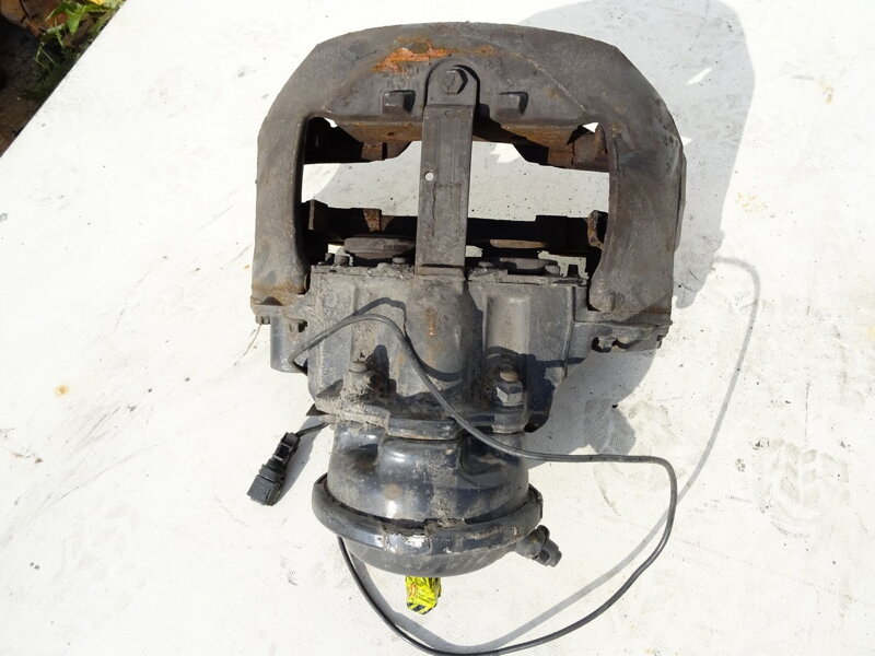 Brzdový třmen přední levý Renault Trucks T 2013 - 2022