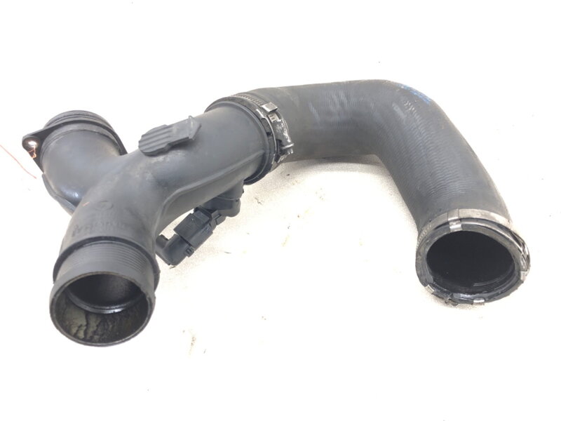 Potrubí hadice intercooleru VW Touareg (7LA, 7L6, 7L7) 2002 - 2013 7L6145795AB