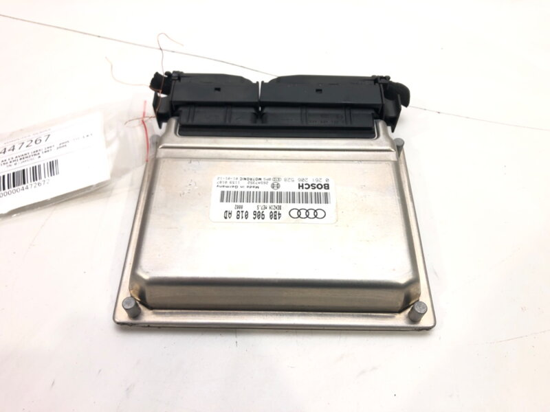 Řídicí jednotka motoru Audi A6 C5 Avant (4B5) 1997 - 2005 4B0906018AD