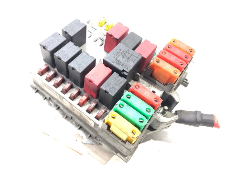 Pojistková skříňka Fiat Bravo II (198_) 2006 - 2022 51775688