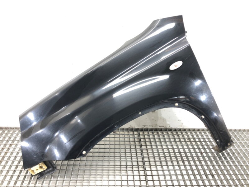 Blatník přední levý Nissan X-trail II (T31) 2007 - 2018