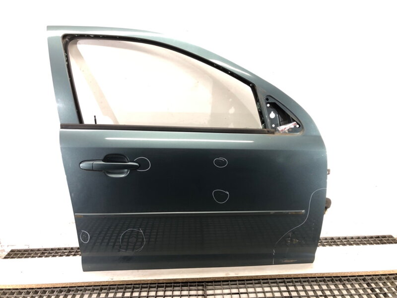 Dveře přední pravé Chevrolet Cobalt 2003 - 2022