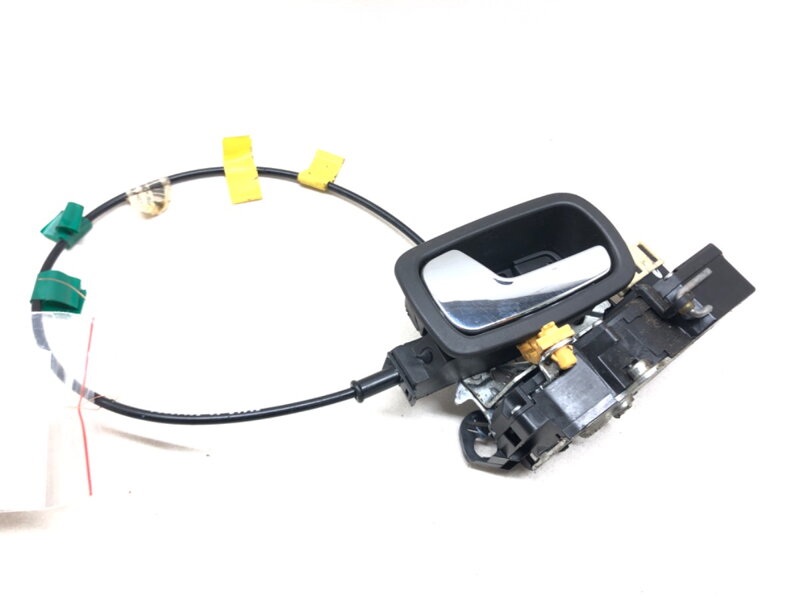 Zámek přední levý Chevrolet Cobalt 2003 - 2022 L25938089