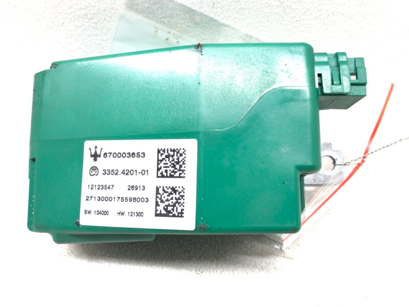 Modul zámek sloupku Maserati Quattroporte VI 2012 - 2022 670003653