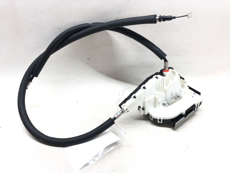 Zámek zadní levý Maserati Quattroporte VI 2012 - 2022 670003112