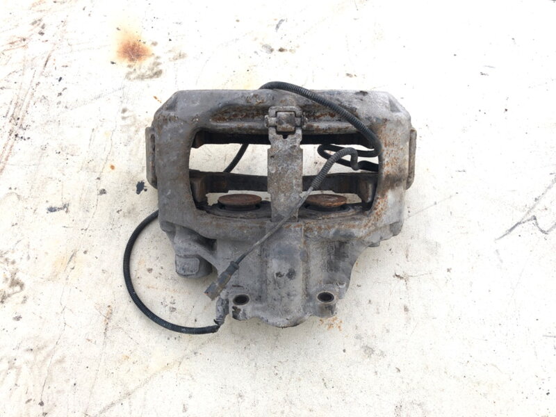 Brzdový třmen zadní levý Mercedes-benz Actros MP2 / MP3 2002 - 2022