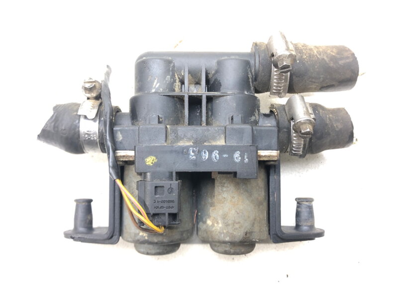 Ventil radiátoru topení BMW 5 (E39) 1995 - 2003 8374995