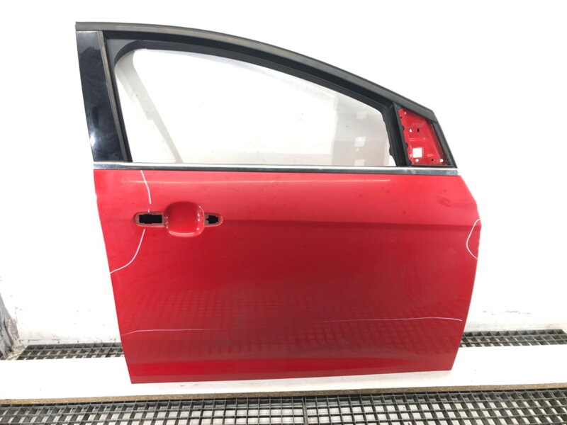 Dveře přední pravé Ford Focus III Turnier 2010 - 2022