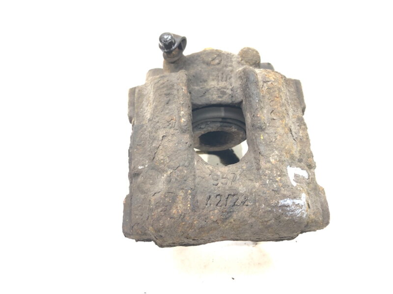 Brzdový třmen zadní levý BMW X3 (E83) 2003 - 2011