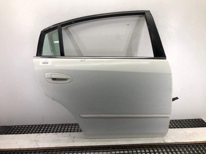 Dveře zadní pravé Nissan Altima (L31) 2001 - 2007