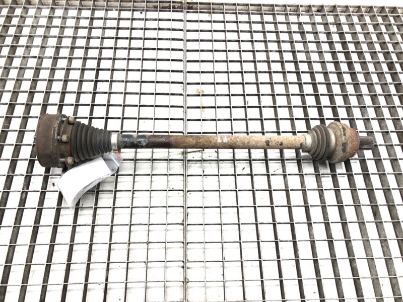 Poloosa zadní pravá VW CC B7 (358) 2011 - 2016