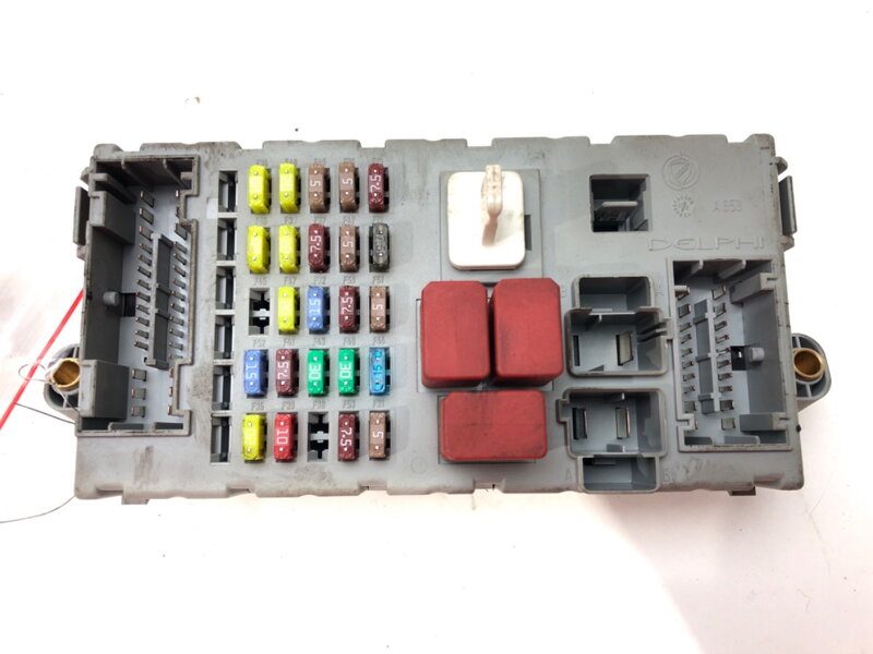 Pojistková skříňka Fiat Bravo II (198_) 2006 - 2022 51829178