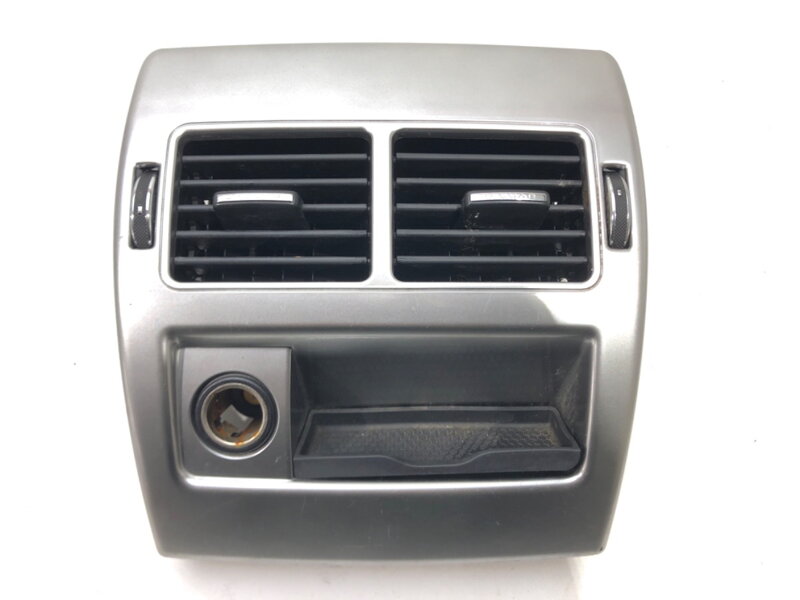 Mřížka ventilace zadní Jaguar XF Sportbrake (X250) 2012 - 2015 AX23-67846-A