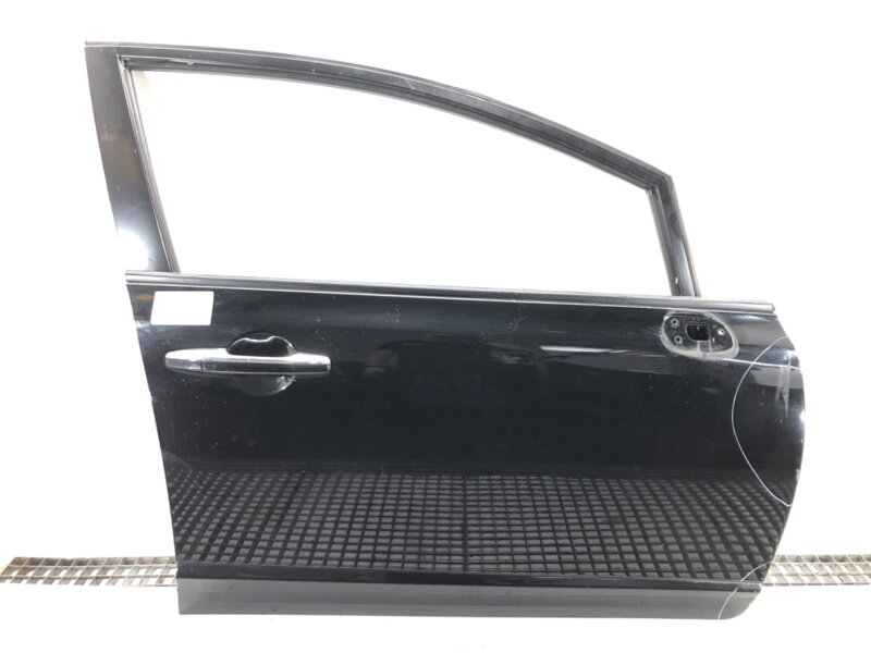 Dveře pravé přední Honda Civic Viii Sedan (FD, FA) 2005 - 2022