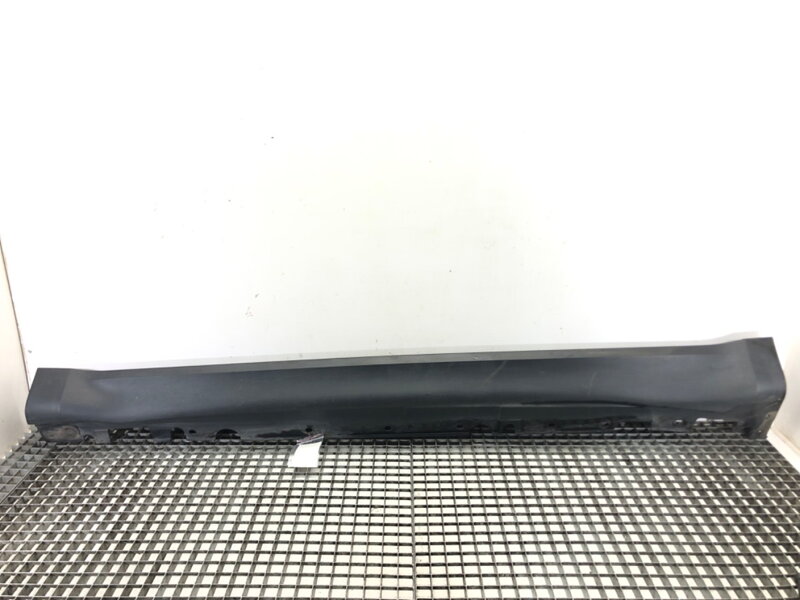 Lišta prahová levá BMW X6 (E71, E72) 2007 - 2014 7176233