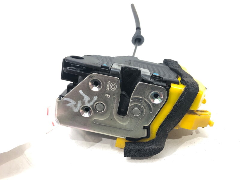 Zámek dveří pravý přední KIA CEE ' D Sportswagon (JD) 2012 - 2018 81320-A2110