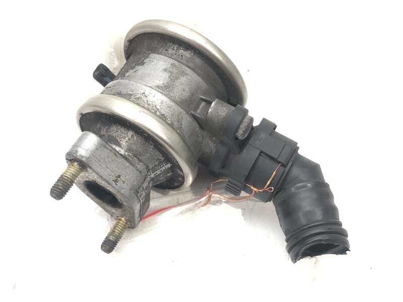 Ventil vzduchu sekundárního BMW 5 (E39) 1995 - 2003 72229511