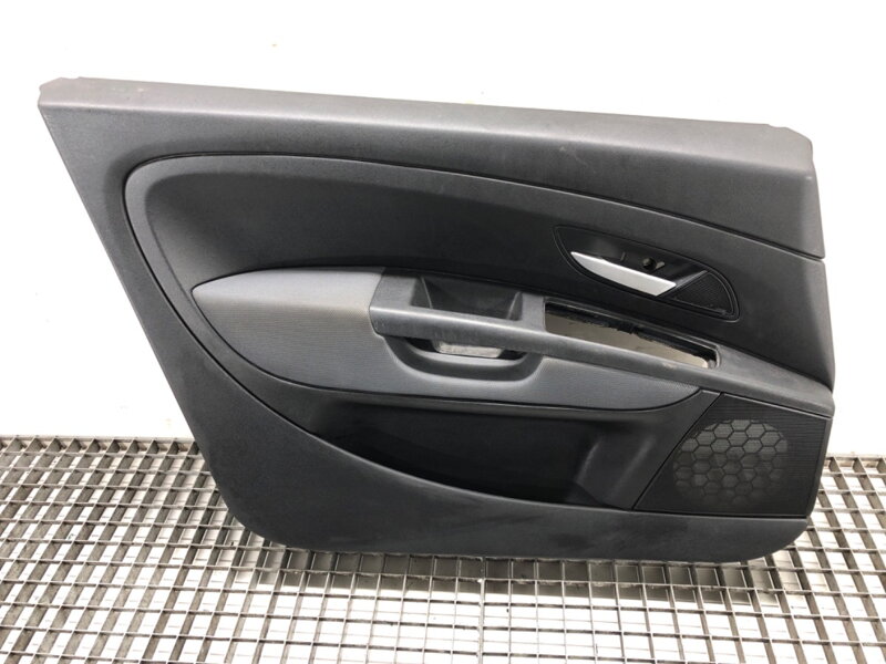 Tapecírung dveří levý přední Fiat Grande Punto (199_) 2005 - 2022