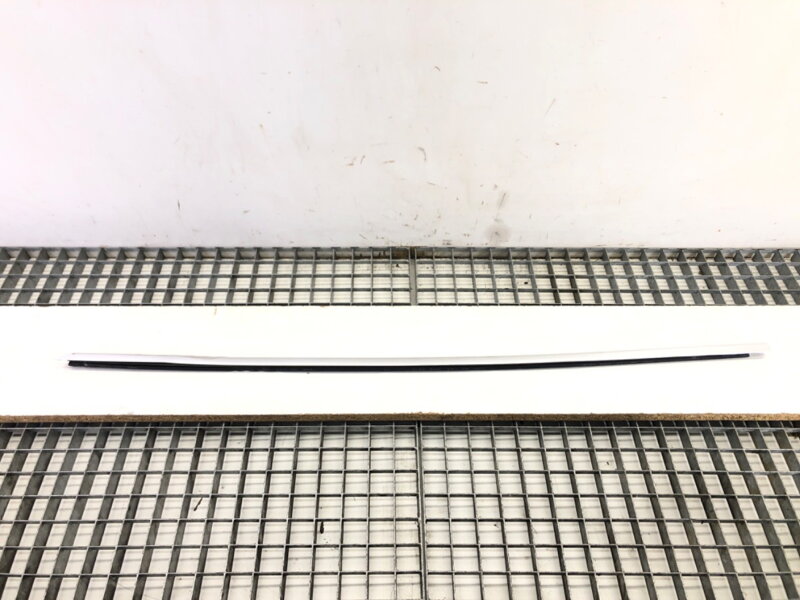 Lišta stírací přední levá BMW 7 (F01, F02, F03, F04) 2008 - 2015