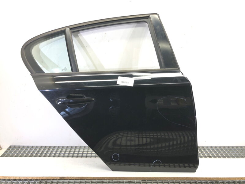 Dveře pravé zadní BMW 1 (E87) 2003 - 2013