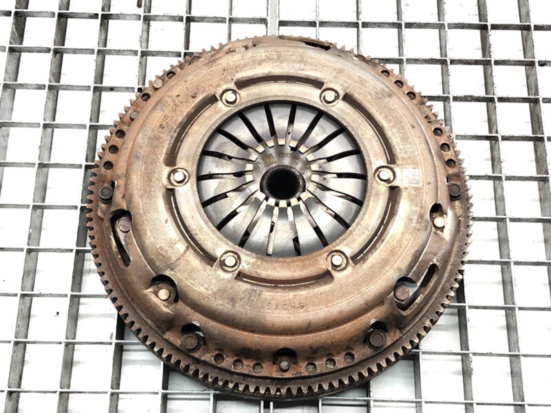 Kompletní spojka Skoda Fabia III Kombi (NJ5) 2014 - 2022 04C141031C