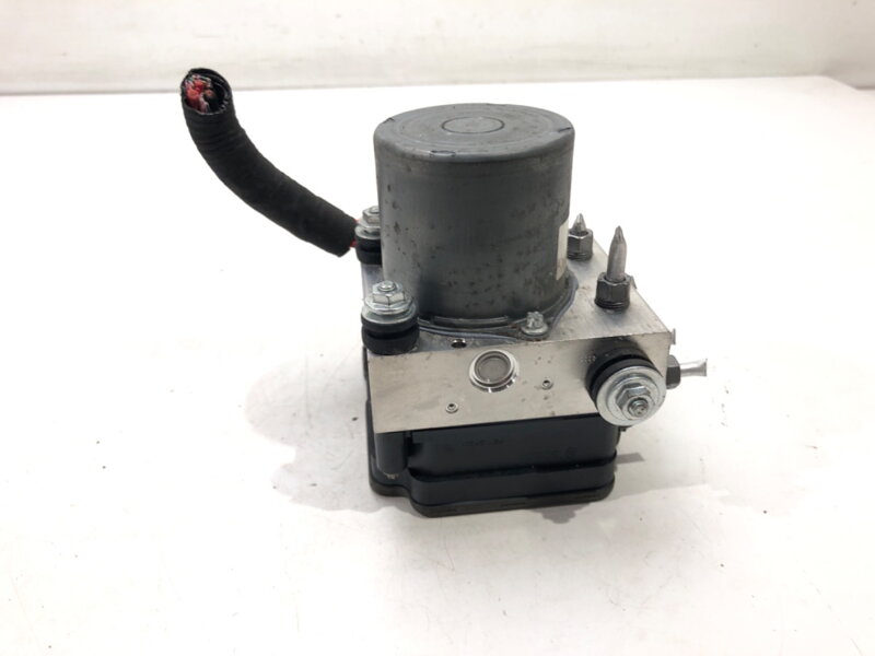 Čerpadlo Renault Clio V (B7_) 2019 - 2022 476604695R