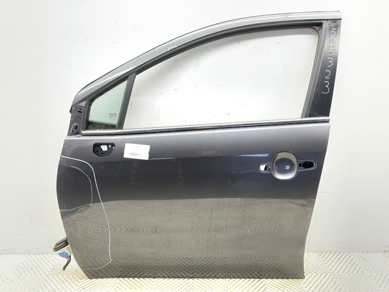 Dveře levé přední Suzuki SX4 S-cross (JY) 2013 - 2022