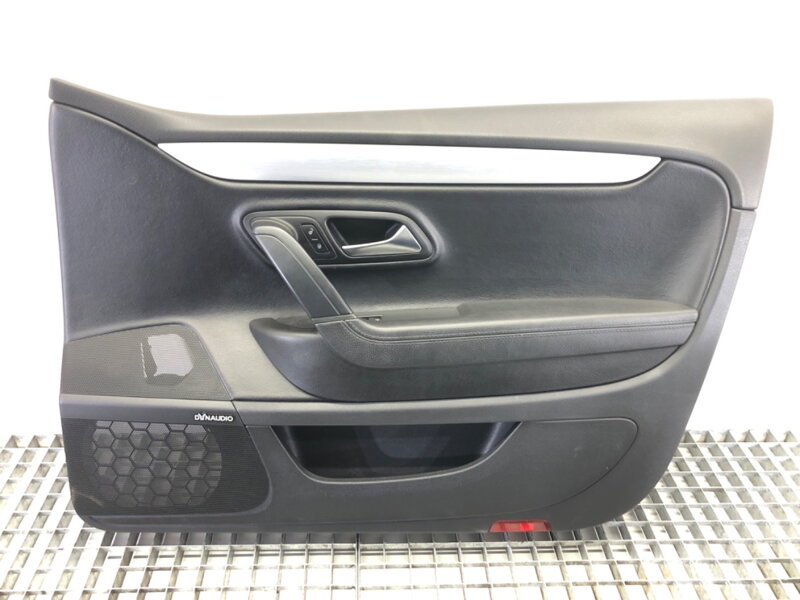 Tapecírung dveří pravý přední VW CC B7 (358) 2011 - 2016