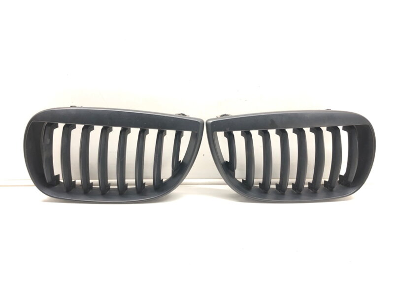 Maska chladiče grill BMW 1 (E87) 2003 - 2013