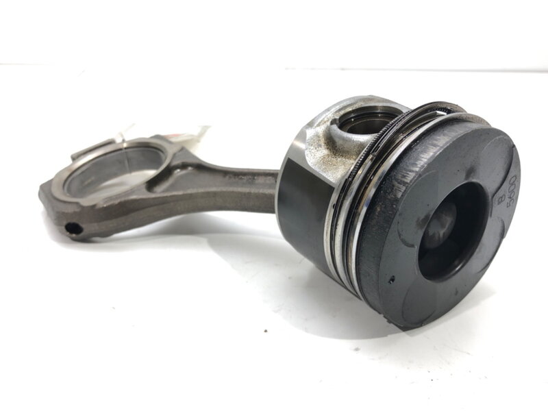 Píst S ojnicí Opel Signum Liftback (Z03) 2003 - 2008 Y30DT