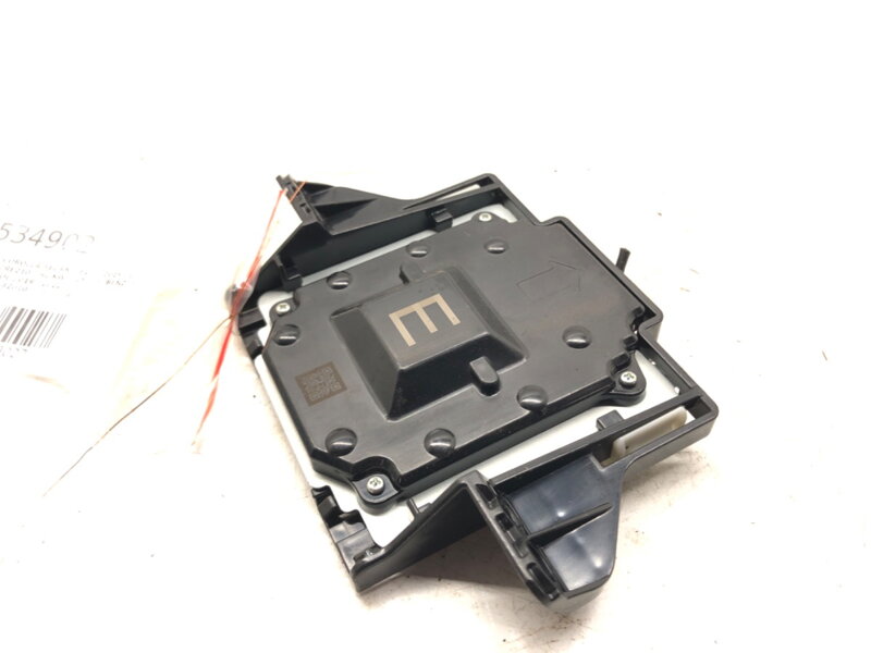 Anténa GPS uchycení Toyota Corolla Sedan (_E21_) 2019 - 2022 86862-42010