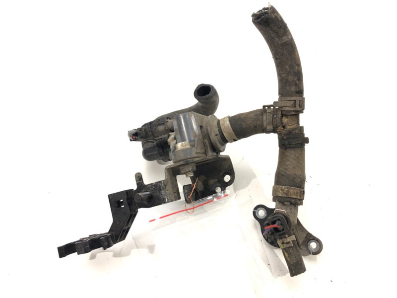 Přídavná vodní pumpa Toyota Corolla Sedan (_E21_) 2019 - 2022