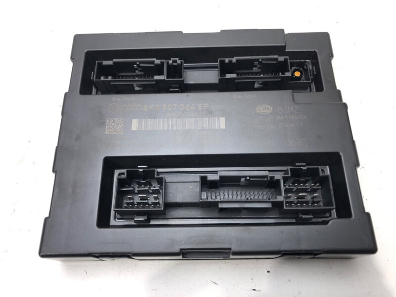 Modul komfortu Audi A5 (8T3) 2007 - 2017 8K0907064EF
