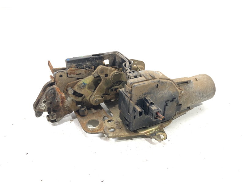 Dotah víka kufru Mercedes-benz Class E (W210) 1995 - 2003 A2107400536