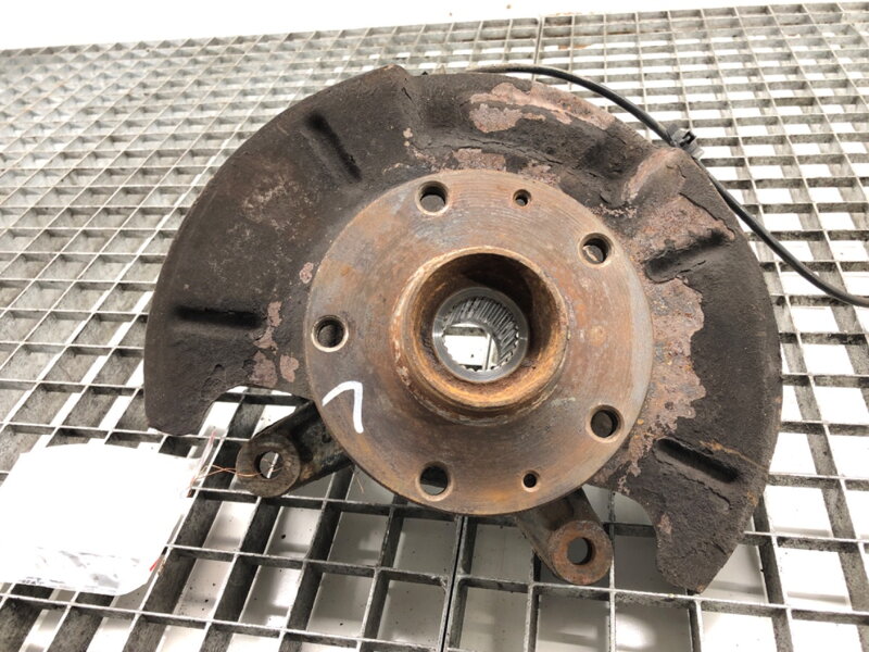 Otoč levá přední Fiat Sedici (189_) 2006 - 2014