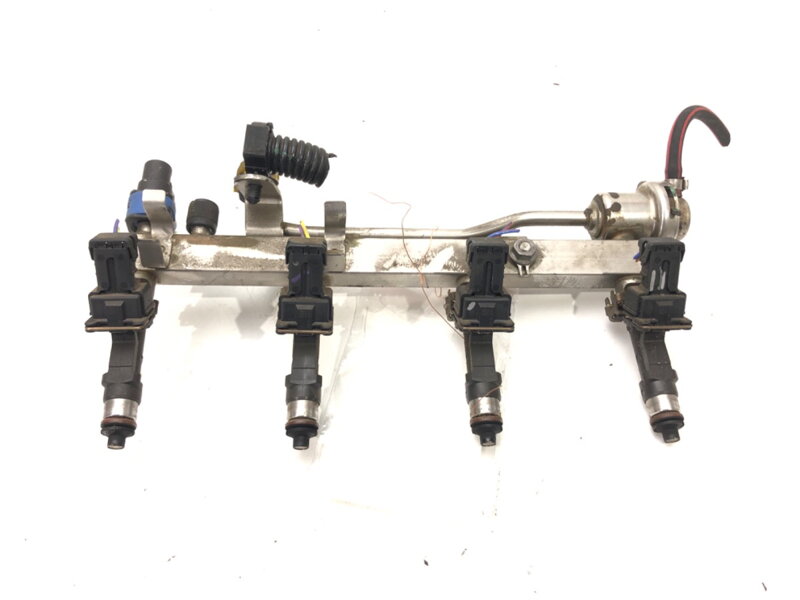 Vstřikovací rampa Chevrolet Cruze Station Wagon (J308) 2012 - 2022 55577580 0280158205