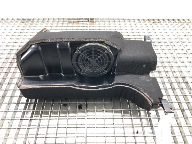 Subwoofer Audi A6 C5 Avant (4B5) 1997 - 2005 4B9035382A