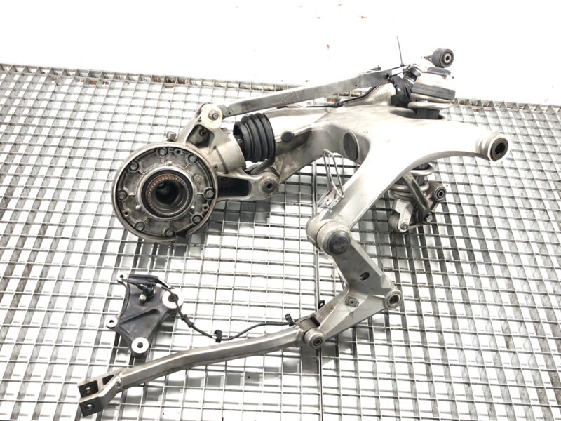 Rameno zadní hřídel kardanu tlumič zadní Kawasaki GTR