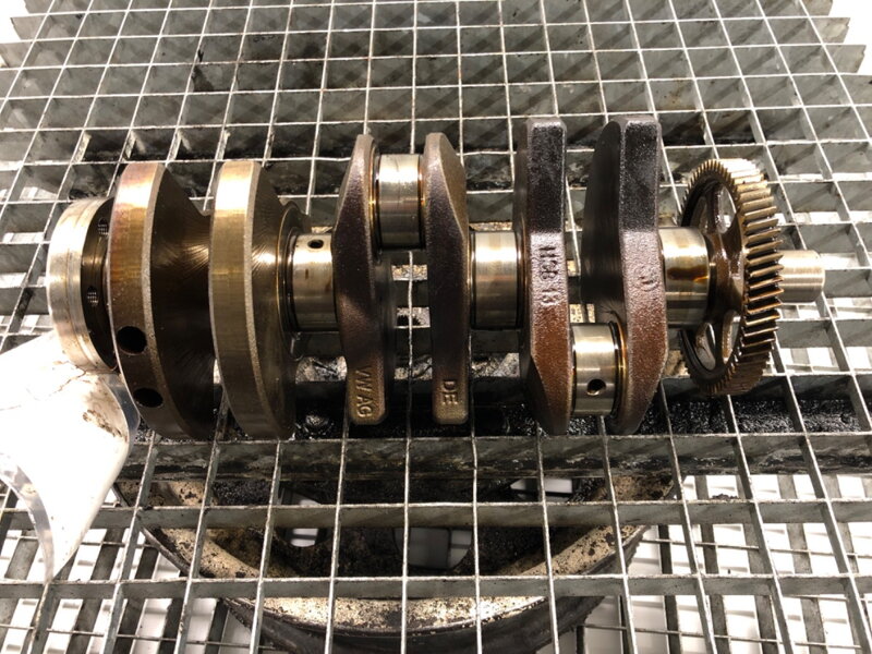 Hřídel klikový VW Polo (9N_, 9A_) 2001 - 2014 03DD