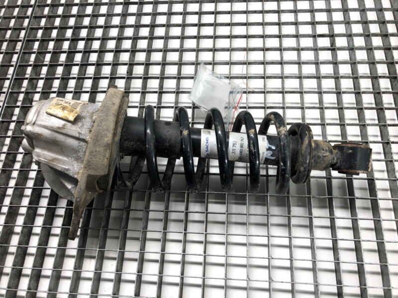 Tlumič pravý zadní pružina Volvo V70 II (285) 1999 - 2008