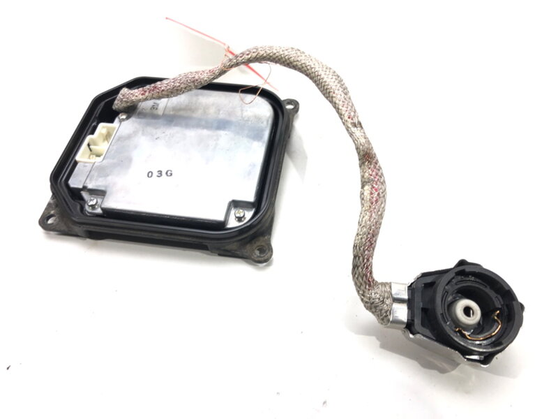 Řídicí jednotka xenon Toyota Avensis Sedan (_T27_) 2008 - 2018 85967-51051