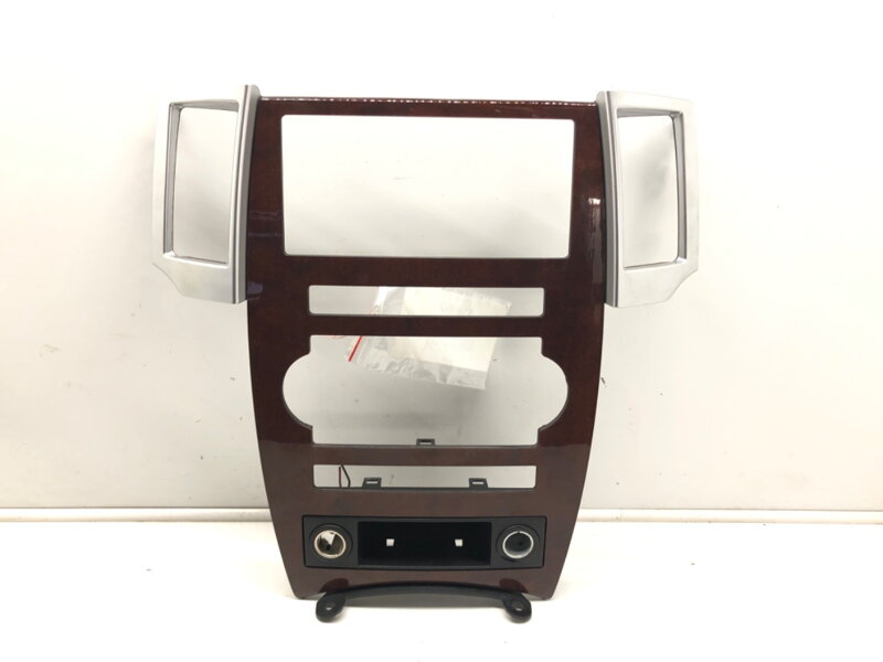 Rámeček rádia Jeep Grand Cherokee III (WH, WK) 2004 - 2011 X35011400WQ