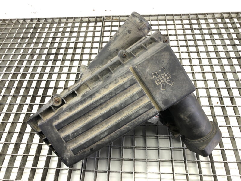 Kryt filtru vzduchu VW Touran (1T1, 1T2) 2003 - 2010 3C0129607AF