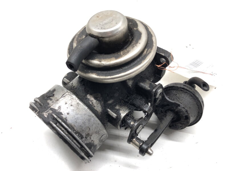 Škrticí klapka Seat Alhambra (7V8, 7V9) 1996 - 2010 038131501AA