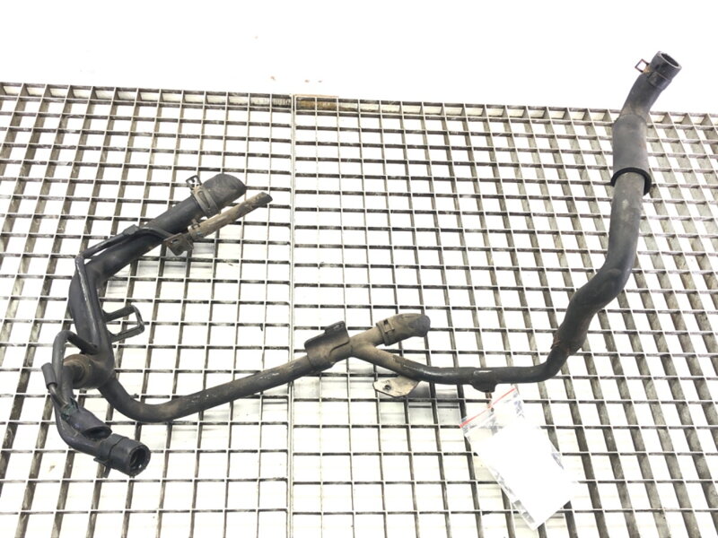 Hlavní potrubí vody KIA Sportage II (JE_, KM) 2004 - 2022