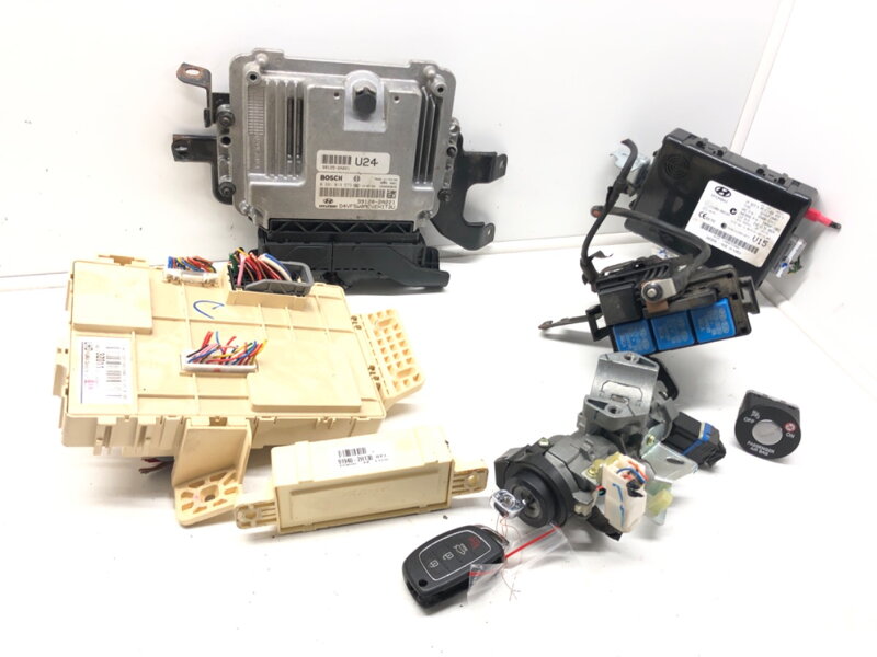 Sada startovací spínací skříňka počítač BSI BCM Hyundai I40 I (VF) 2012 - 2022 39120-2A221 91950-3Z011