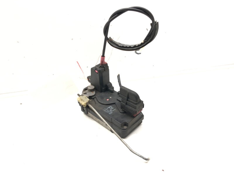 Zámek dveří levý zadní Opel Zafira B (A05) 2005 - 2015 13210738