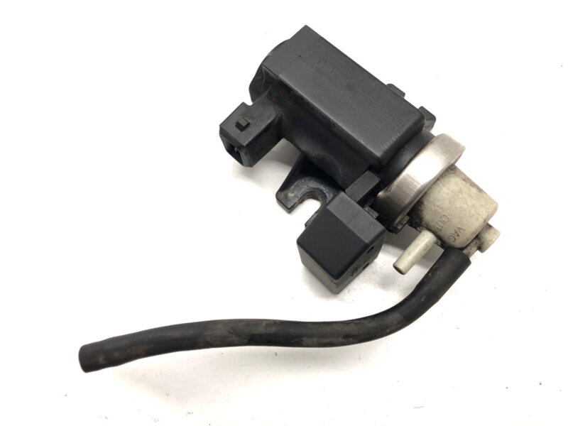 Ventil podtlaku BMW 7 (F01, F02, F03, F04) 2008 - 2015 7595374