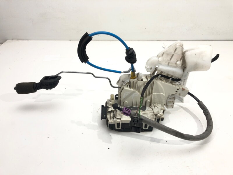 Zámek dveří pravý přední Mercedes-benz Class E (W212) 2009 - 2016 A0997200435